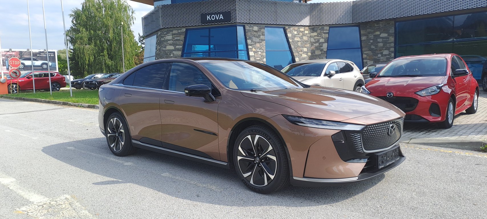 Mazda 6e