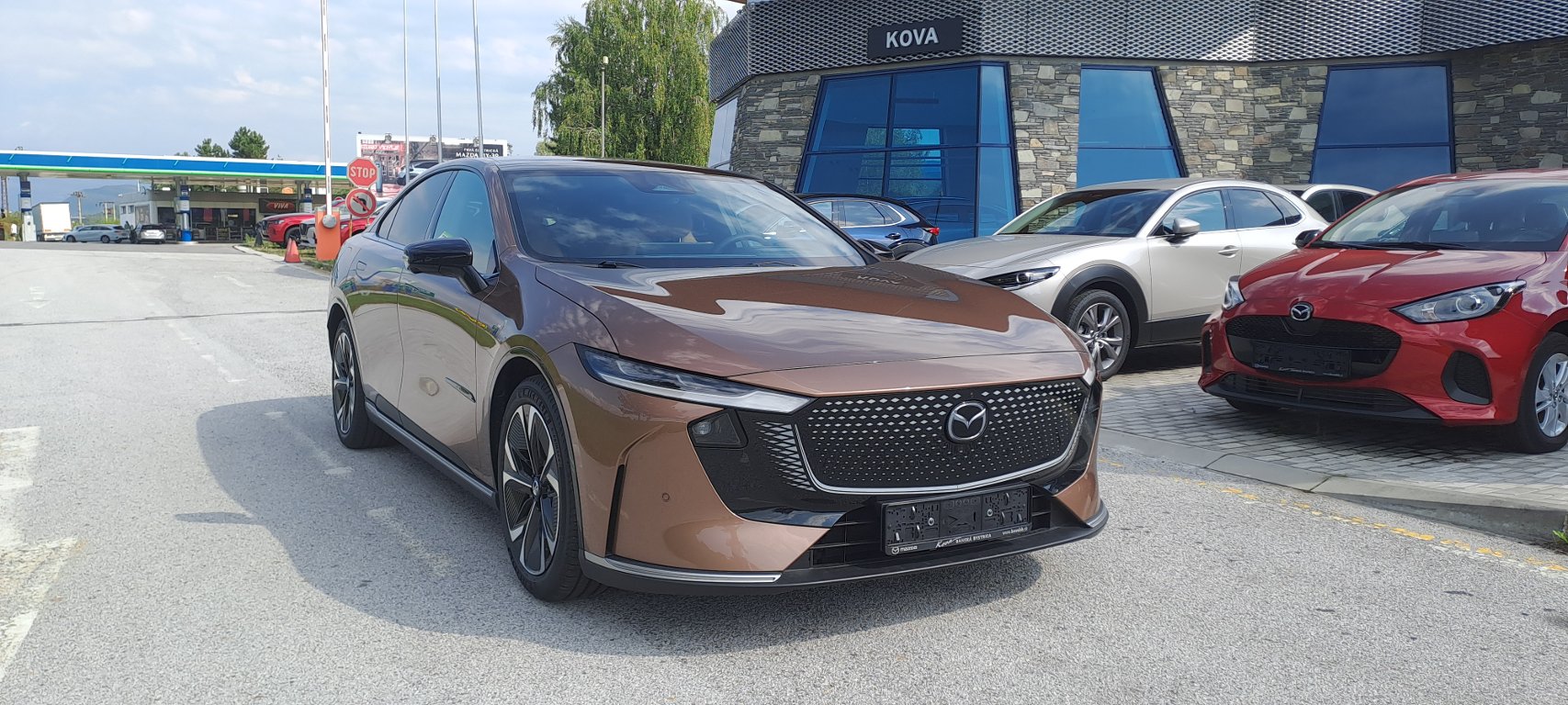 Mazda 6e