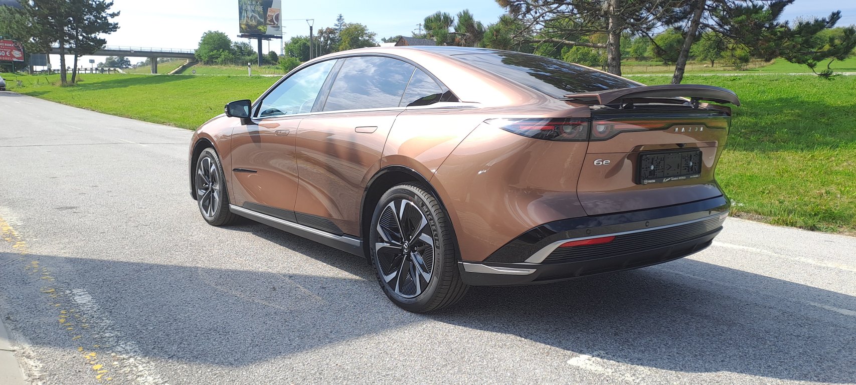 Mazda 6e